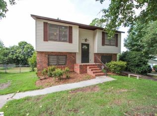 203 Amy Ln, Easley, SC 29640
