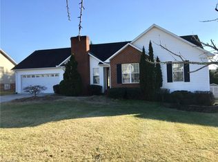 133 Cloister Dr, Mocksville, NC 27028
