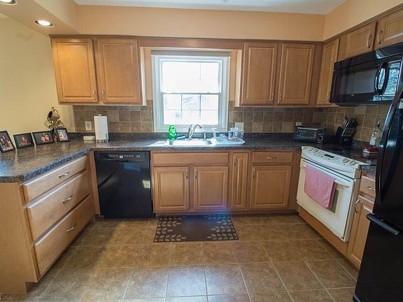 4th image of 4098 Rollingview Dr