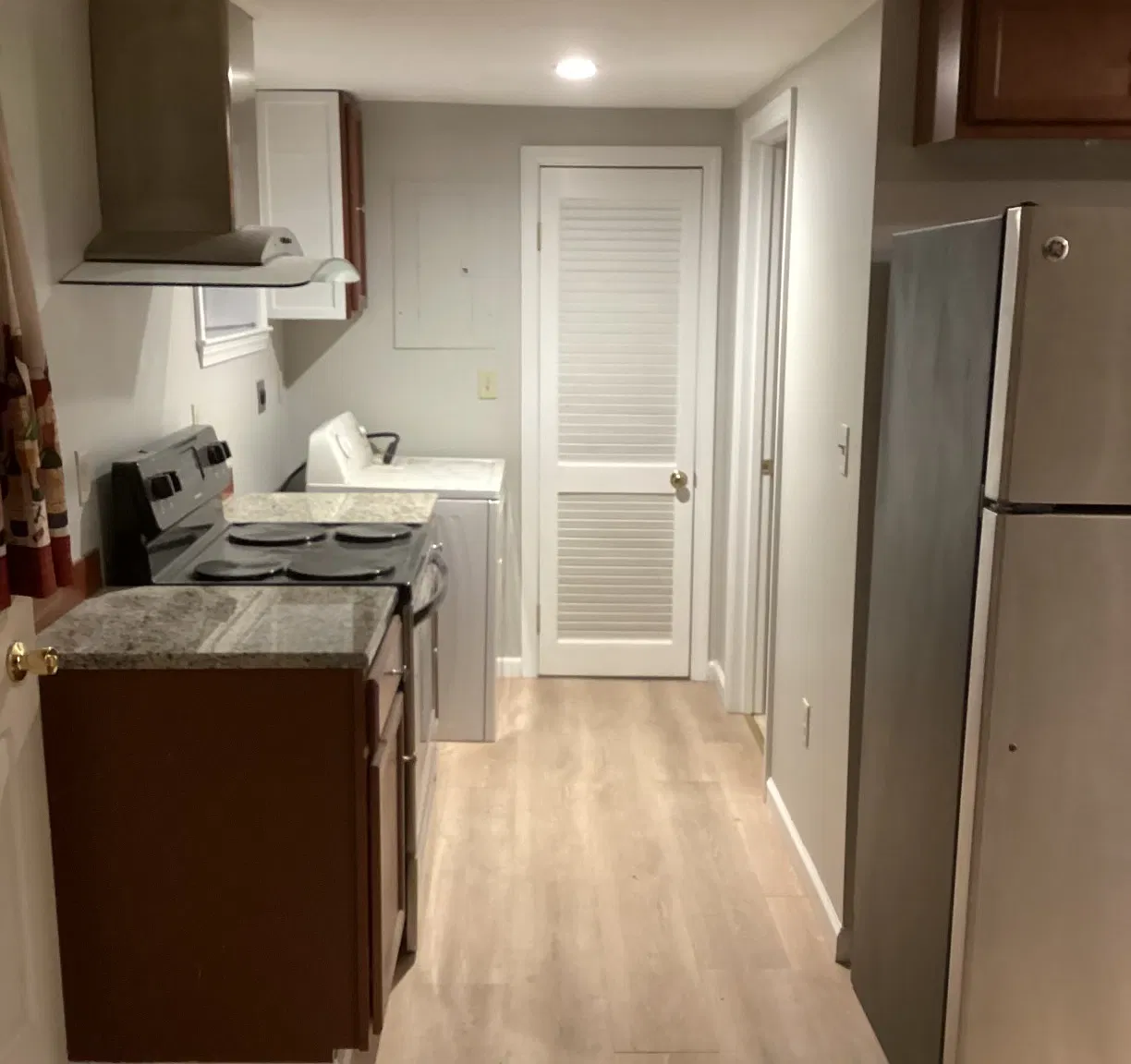 1 bed, 1.0 bath, 600 sqft, $1,200 — Photo 1