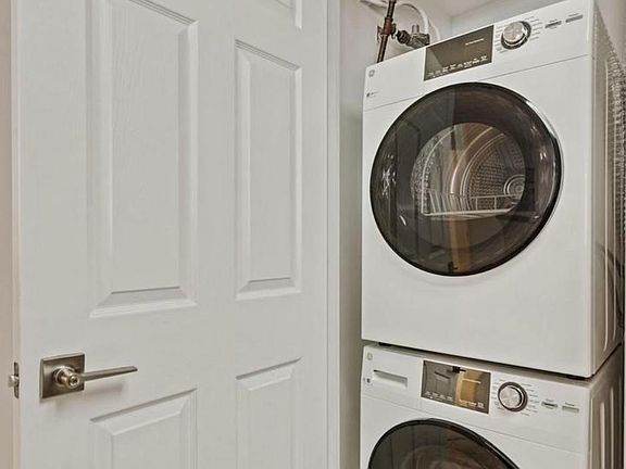 4th image of 3835 9th St N APT 209W
