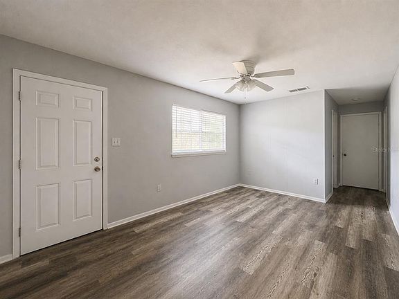 5th image of 1003 E 22nd Ave