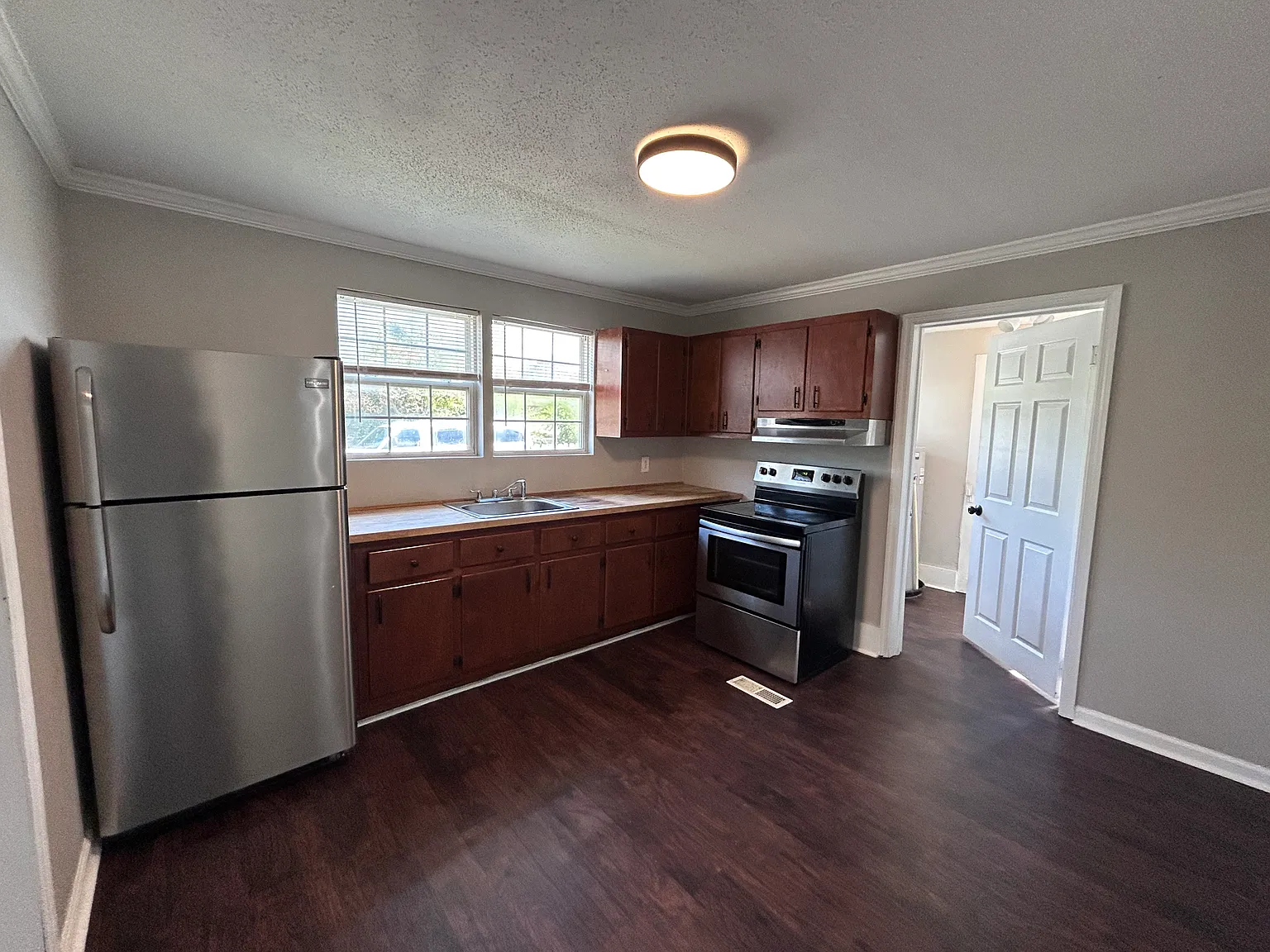 2 bed, 762 sqft, $1,200 — Photo 4