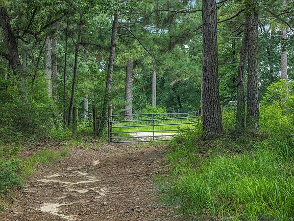 5th image of 5772 Private Road 2065