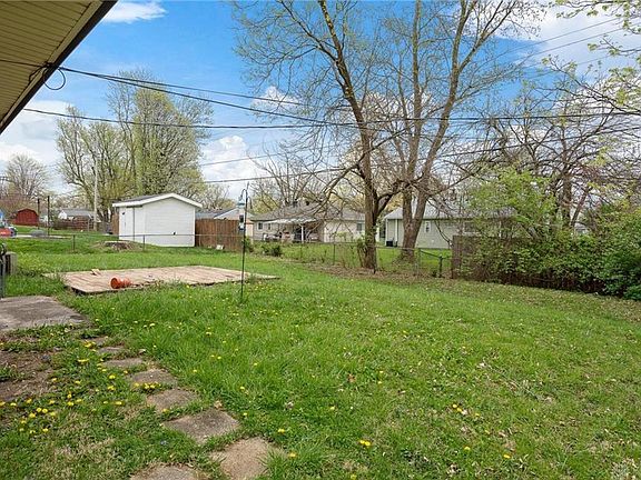 4th image of 4226 Nevada Ave