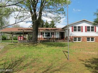 8619 Woodville Rd, Mount Airy, MD 21771