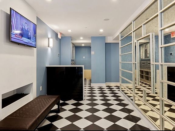 3rd image of 2 Pierrepont St #602B