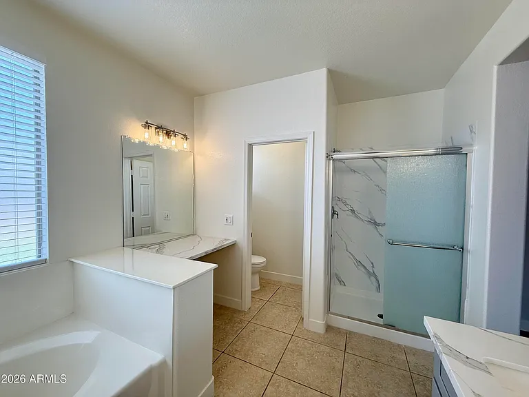 6558 W Townley Ave — Photo 35