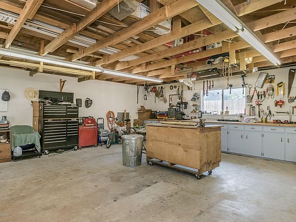3rd image of 6303 S Chenot Dr