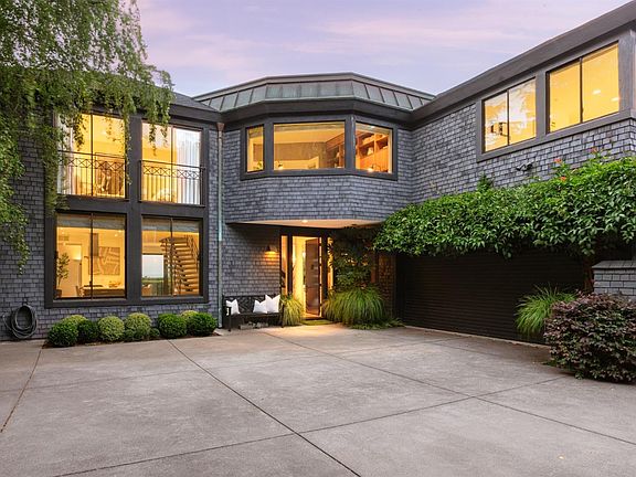 4th image of 10 Seafirth Road