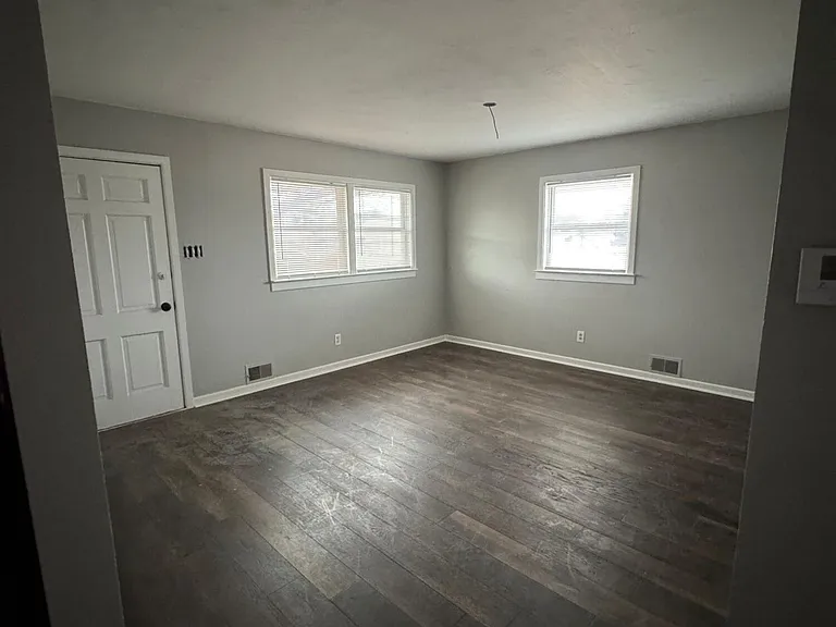 4409 38th St — Photo 3