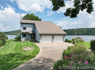 592 Scandia Cir, Camdenton, MO 65020