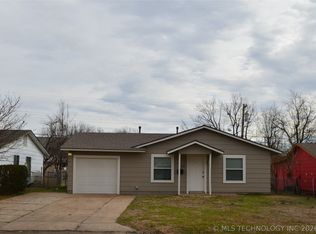 2125 S Main St, Sapulpa, OK 74066