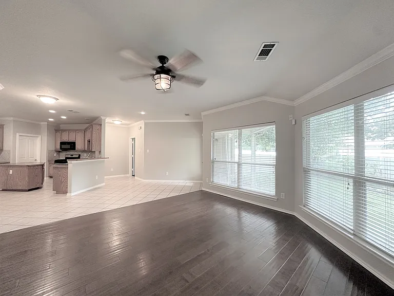 5020 Nash Ln — Photo 4