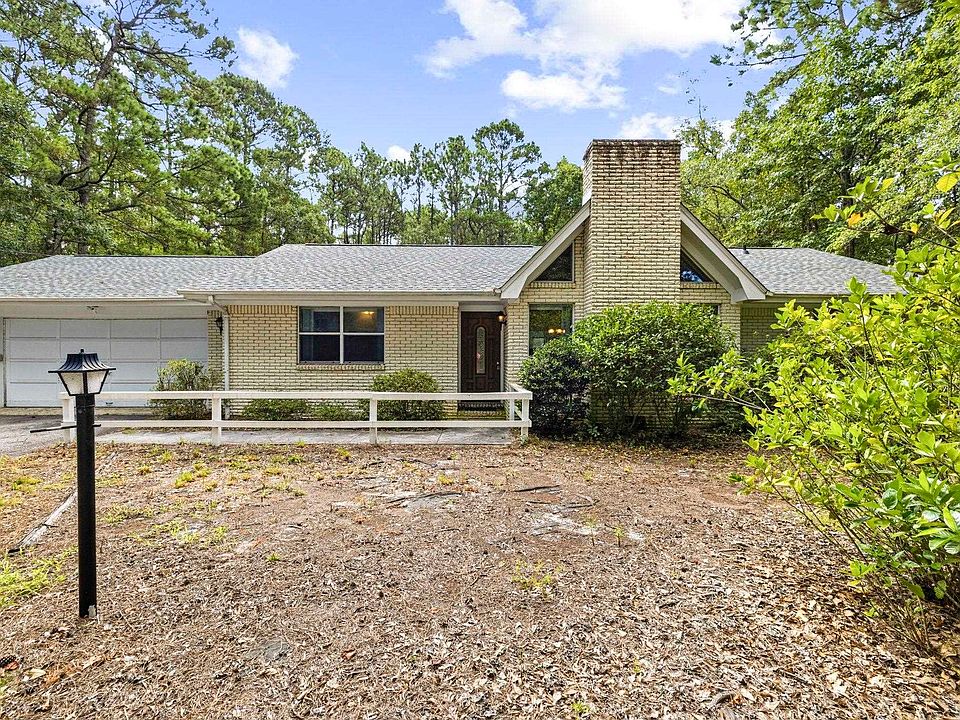 1st image of 3811 Loblolly Ave.
