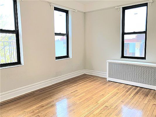 3rd image of 10920 Queens Blvd APT 6H