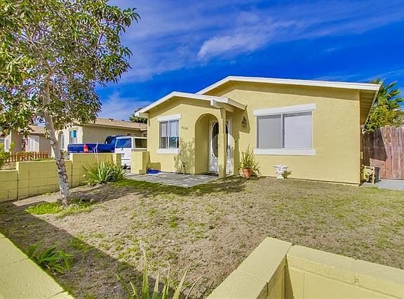 3rd image of 4664 Calle Del Palo