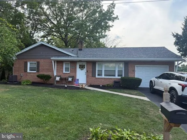 1024 Crestview Ave, Reading, PA 19607