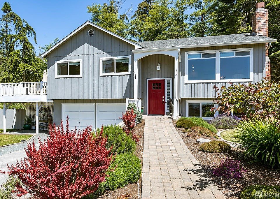 1st image of 1752 Seaview Ave