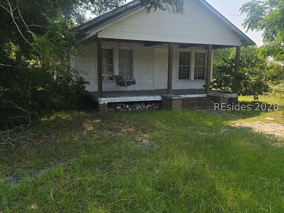 1st image of 422 Hoover St N
