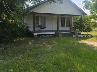 422 Hoover St N, Varnville, SC 29924