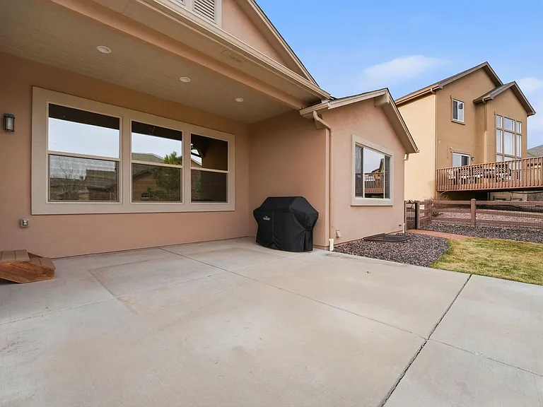 1489 Yellow Tail Dr — Photo 38