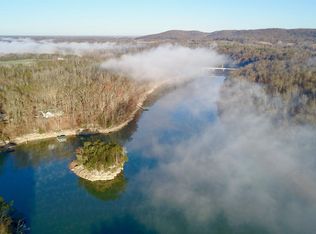 2 Rogers Rd, Rock Island, TN 38581