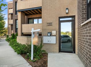 1203 W Superior St, Chicago, IL 60642