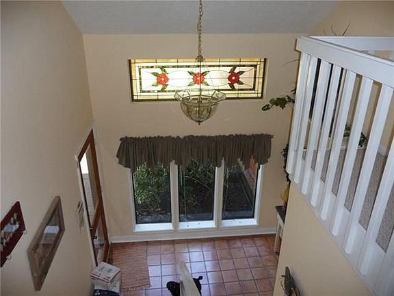 5th image of 12331 Browning Dr