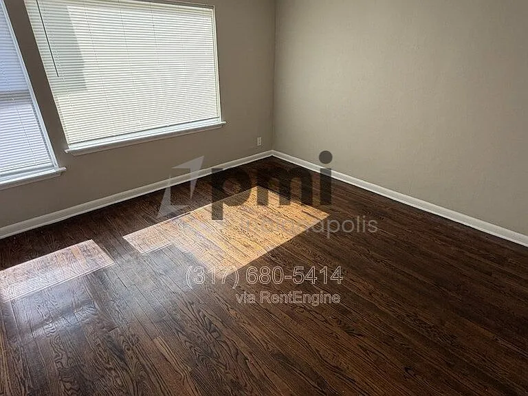 14992 Allisonville Rd — Photo 18