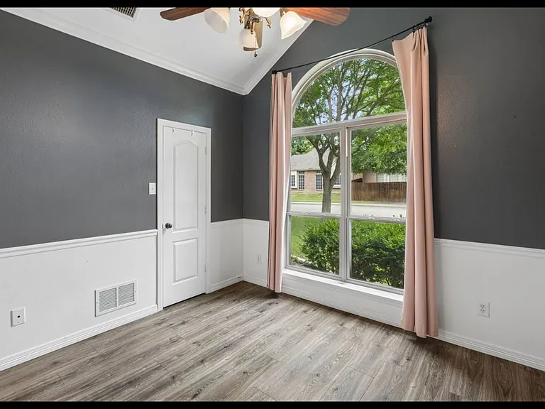 1760 Wind Hill Rd — Photo 24