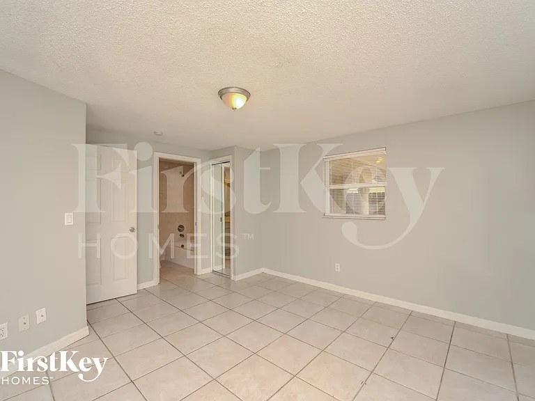 8509 Olympic Ct — Photo 8