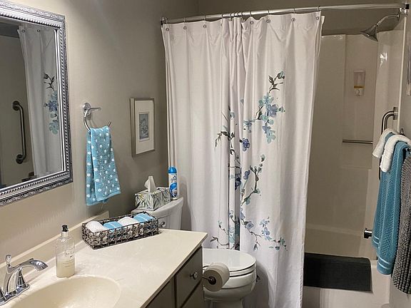 4th image of 11160 Anderson Lakes Pkwy APT 209