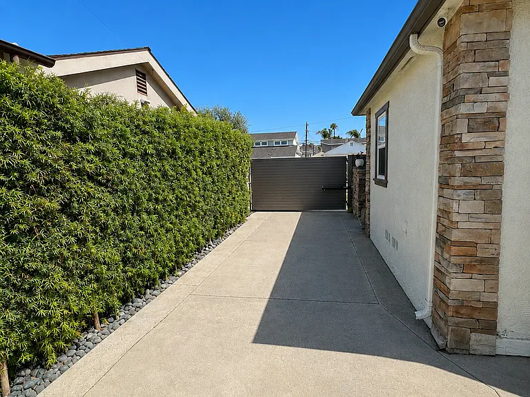 5315 W 126th St — Photo 30