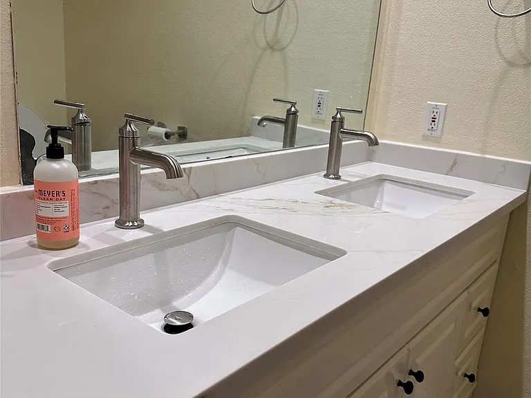 2826 Green Fields Dr — Photo 15