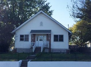 3 Cedar St, Pana, IL