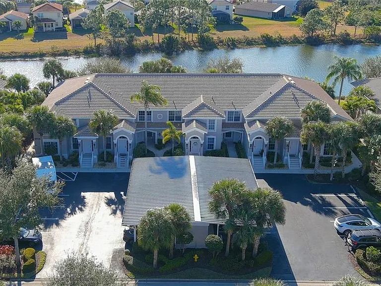10129 Colonial Country Club Blvd — Photo 15