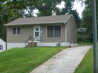 6317 Manderson St, Omaha, NE 68104