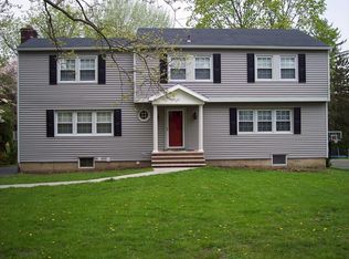 17 Burling Ave, White Plains, NY 10605