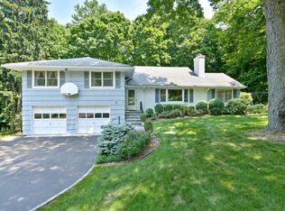 12 Rose Ln, Chappaqua, NY 10514