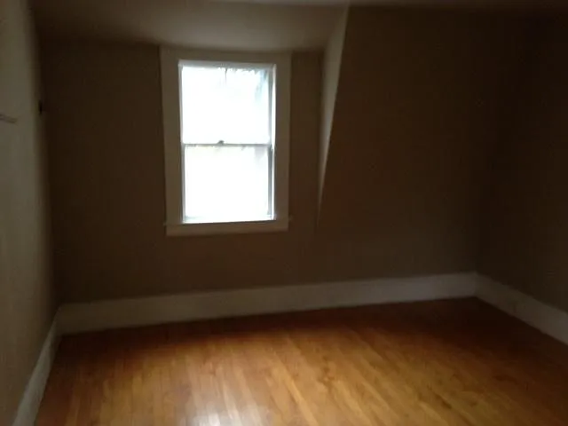 2 bed, 1800 sqft, $2,800 — Photo 4
