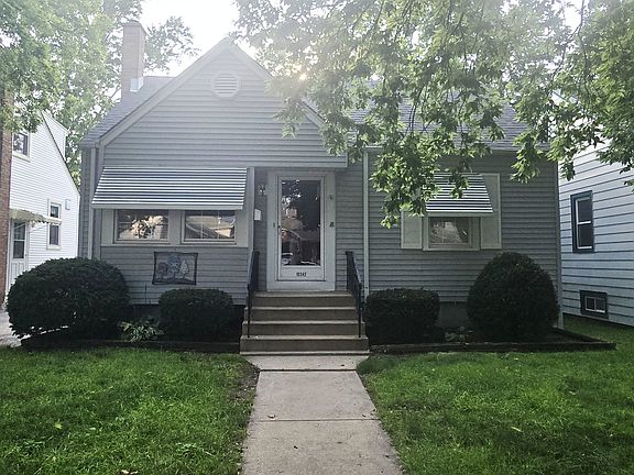 2nd image of 10342 S Christiana Ave