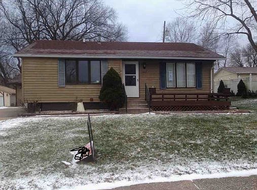 1st image of 3019 6th Street Ct W