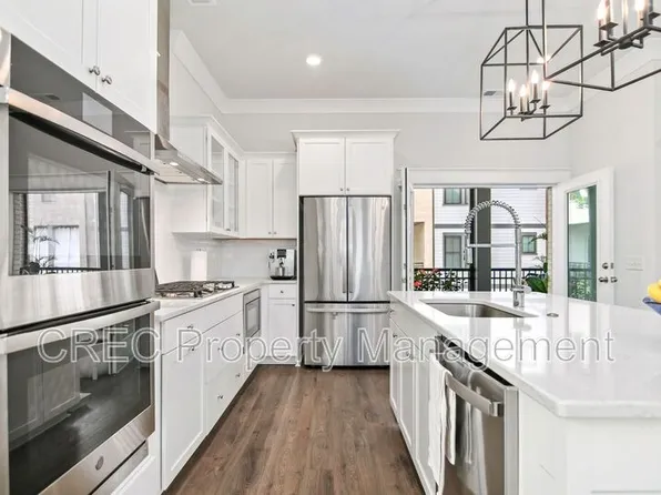 1636 Florentia St, Mount Pleasant, SC 29464