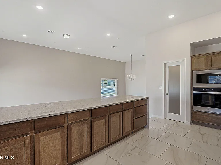 941 Aqueduct Ave — Photo 22