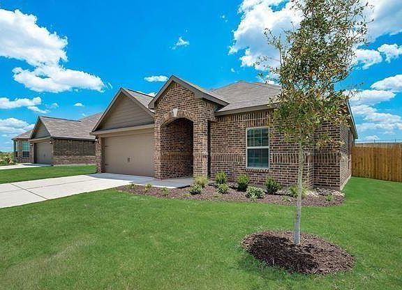 2nd image of 1800 Persimmon Dr