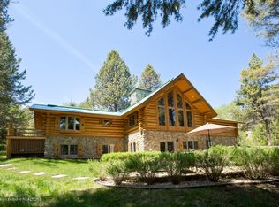 2900 Sparrow Hawk Rd, Wilson, WY 83014