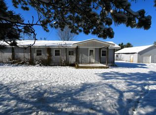 8324 Miller Rd, Alanson, MI 49706