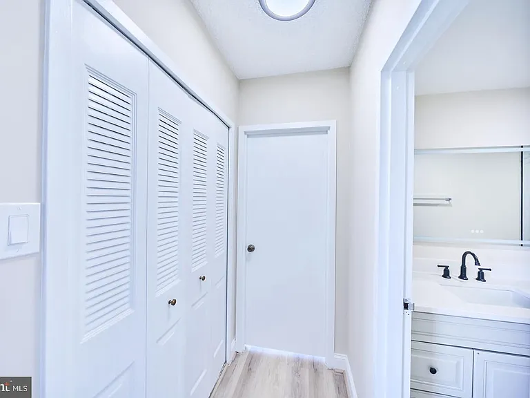 3701 S George Mason Dr #2318N — Photo 19