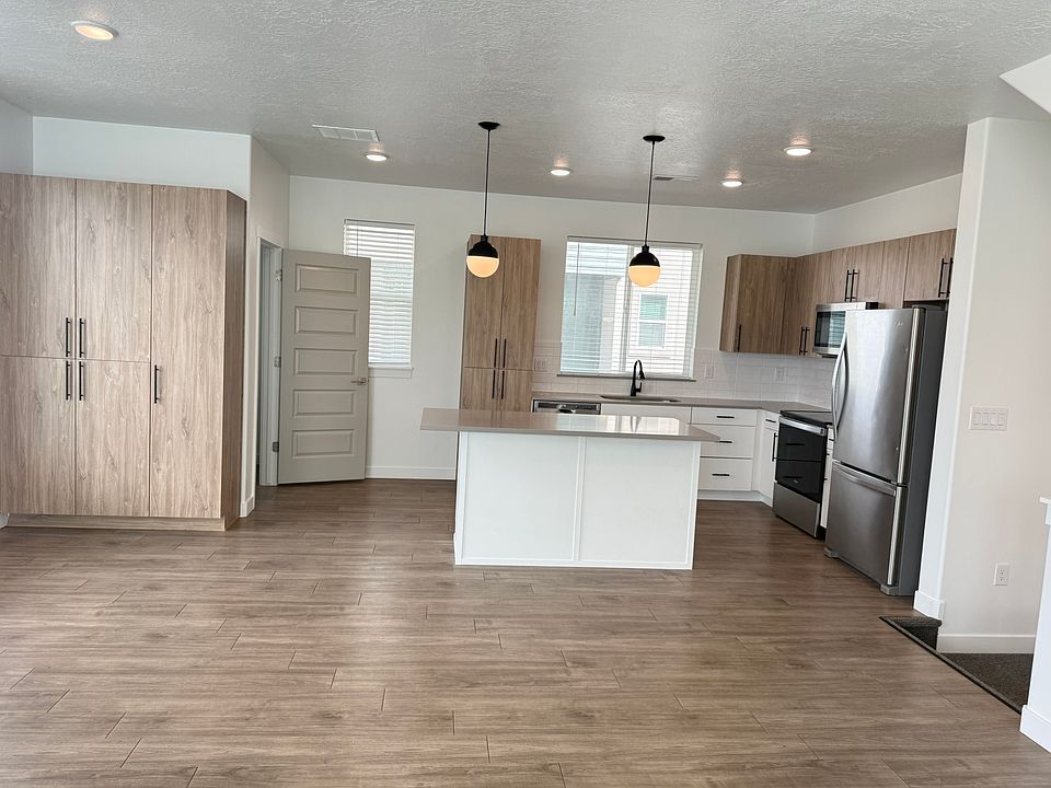 1st image of 13536 S Park Presidio Way #2901